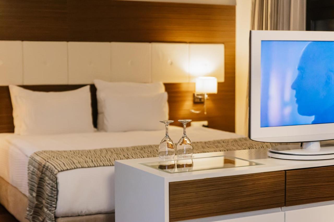Hotel Dukagjini 페야 외부 사진
